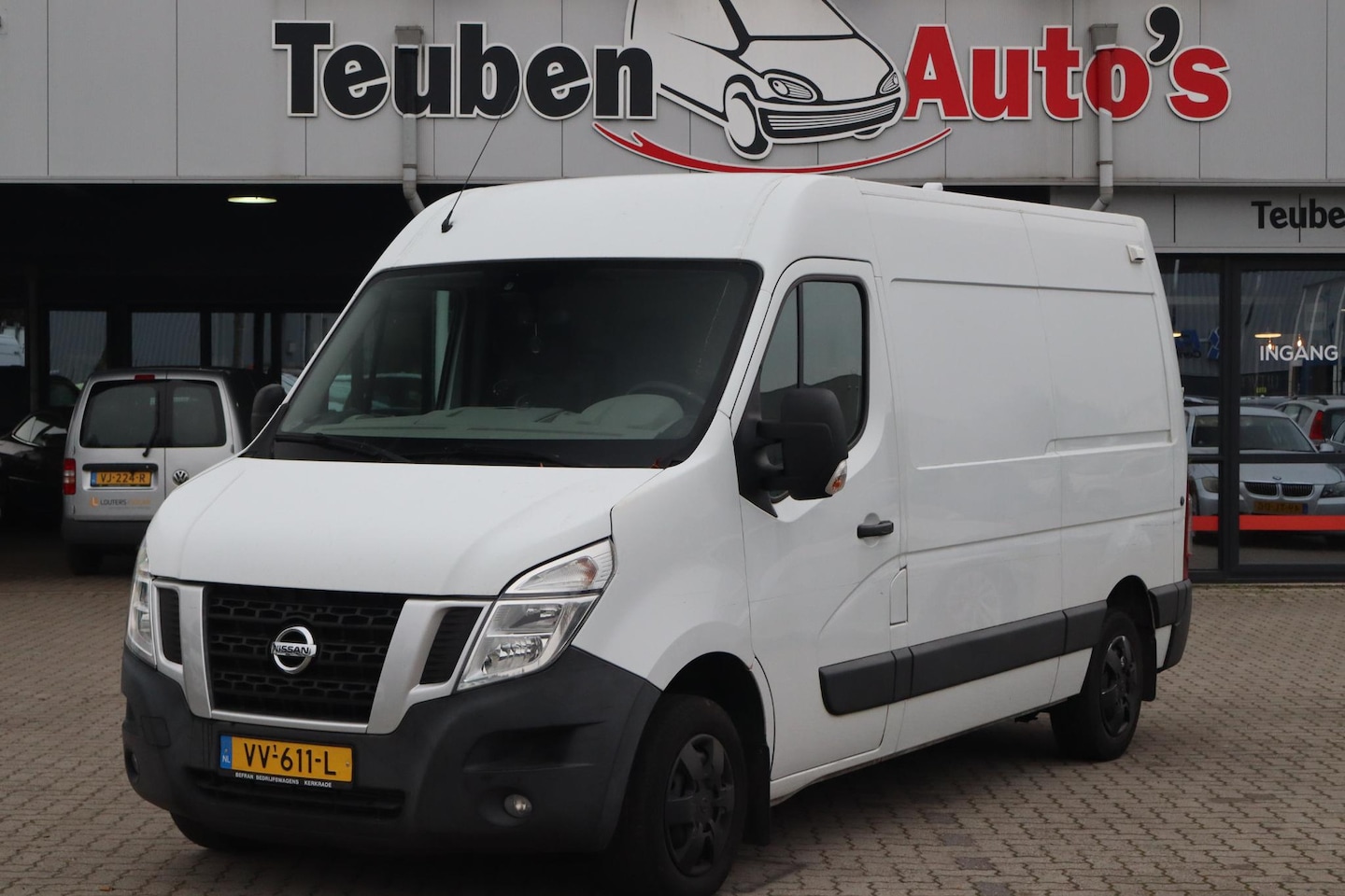 Nissan NV400 - 2.3 dCi L2H2 Business !!Marge!! Airco, Camera, Laadklep, Bijrijdersbank, Cruise control El - AutoWereld.nl