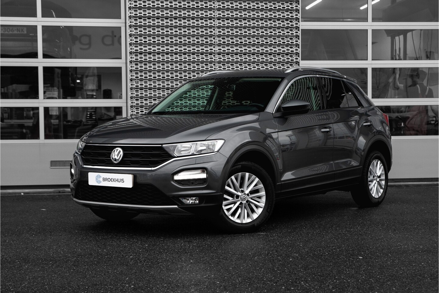 Volkswagen T-Roc - 1.0 TSI Style | Clima | Navi | Apple car Play - AutoWereld.nl