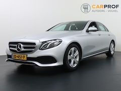 Mercedes-Benz E-klasse - 200 Business Solution Avantgarde Trekhaak Sfeerverlichting Stoelverwarming Led