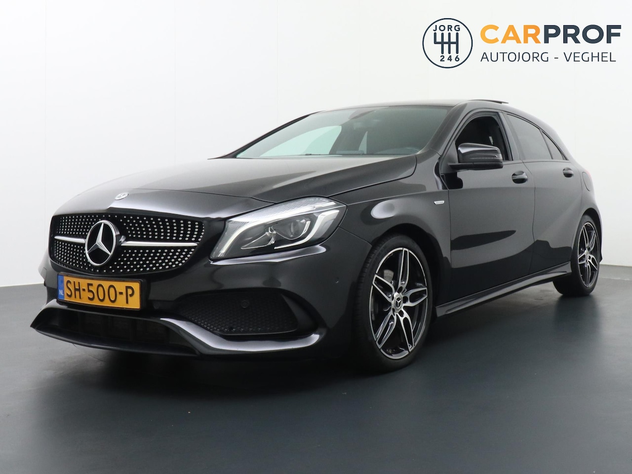 Mercedes-Benz A-klasse - 200 AMG Styling Panoramadak Camera Automaat - AutoWereld.nl