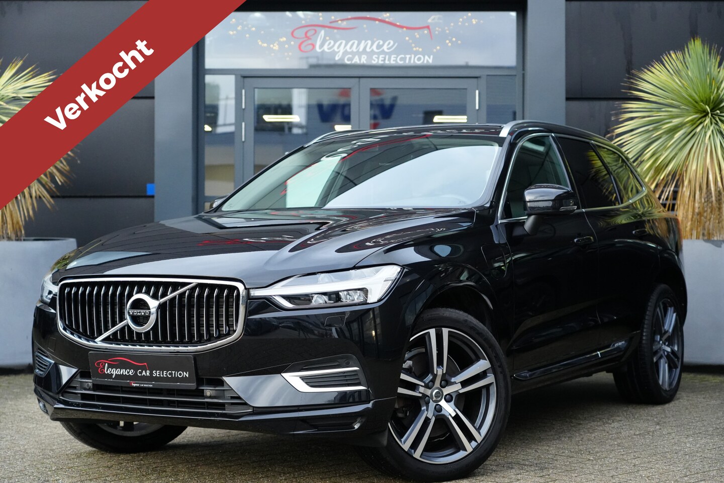 Volvo XC60 - 2.0 Recharge T8 AWD Inscription 392pk Panoramadak/Stoelverwarming/HarmanKardon - AutoWereld.nl