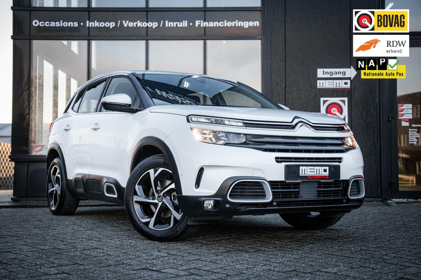 Citroën C5 Aircross - 1.2 PureTech Business*NAVI*KEYLESS*TREKH - AutoWereld.nl