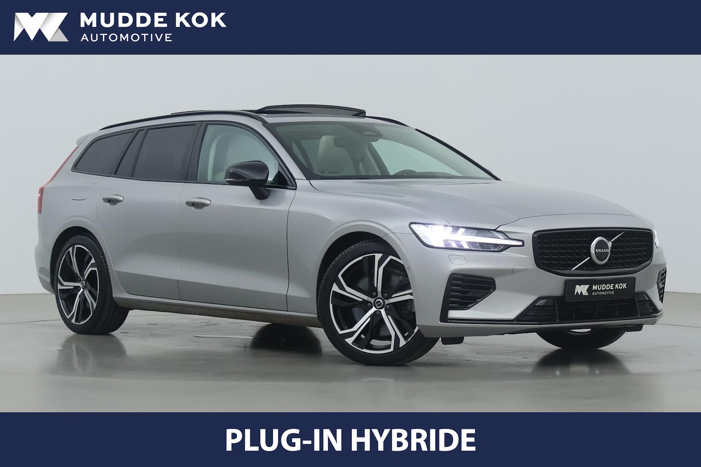 Volvo V60 - T6 Plug-in hybrid Ultimate Dark | Long Range | Head-Up | 360° Camera | Panoramadak | ACC | - AutoWereld.nl