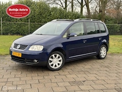 Volkswagen Touran - 2.0-16V FSI Highline Automaat 100% onderhouden nette staat