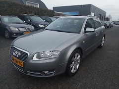 Audi A4 Avant - 2.0 Advance