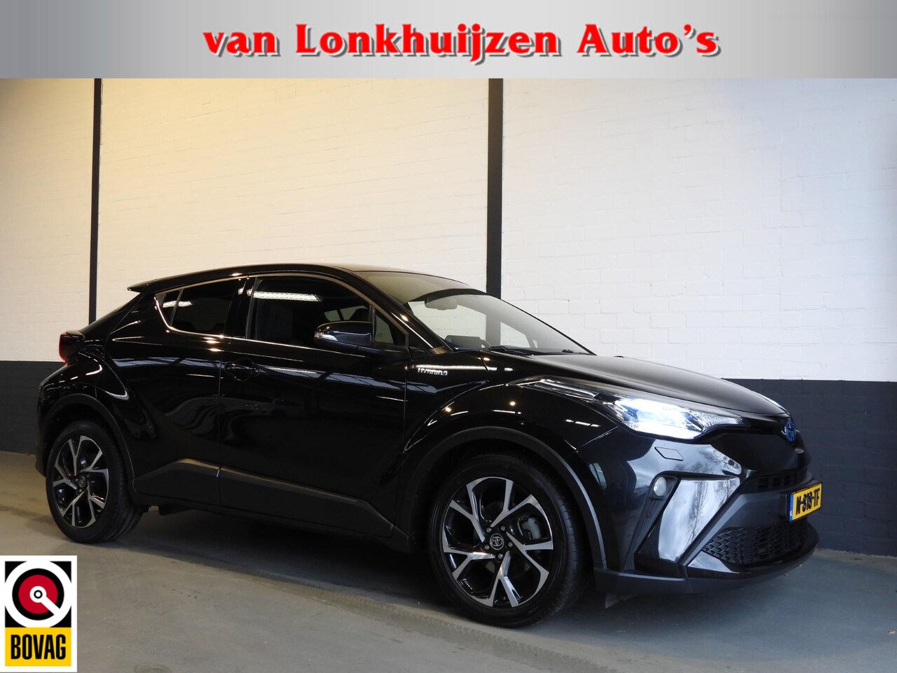 Toyota C-HR - 1.8 Hybrid Executive NAVI-APP/LEER/CLIMA/LED/18"LMV! - AutoWereld.nl