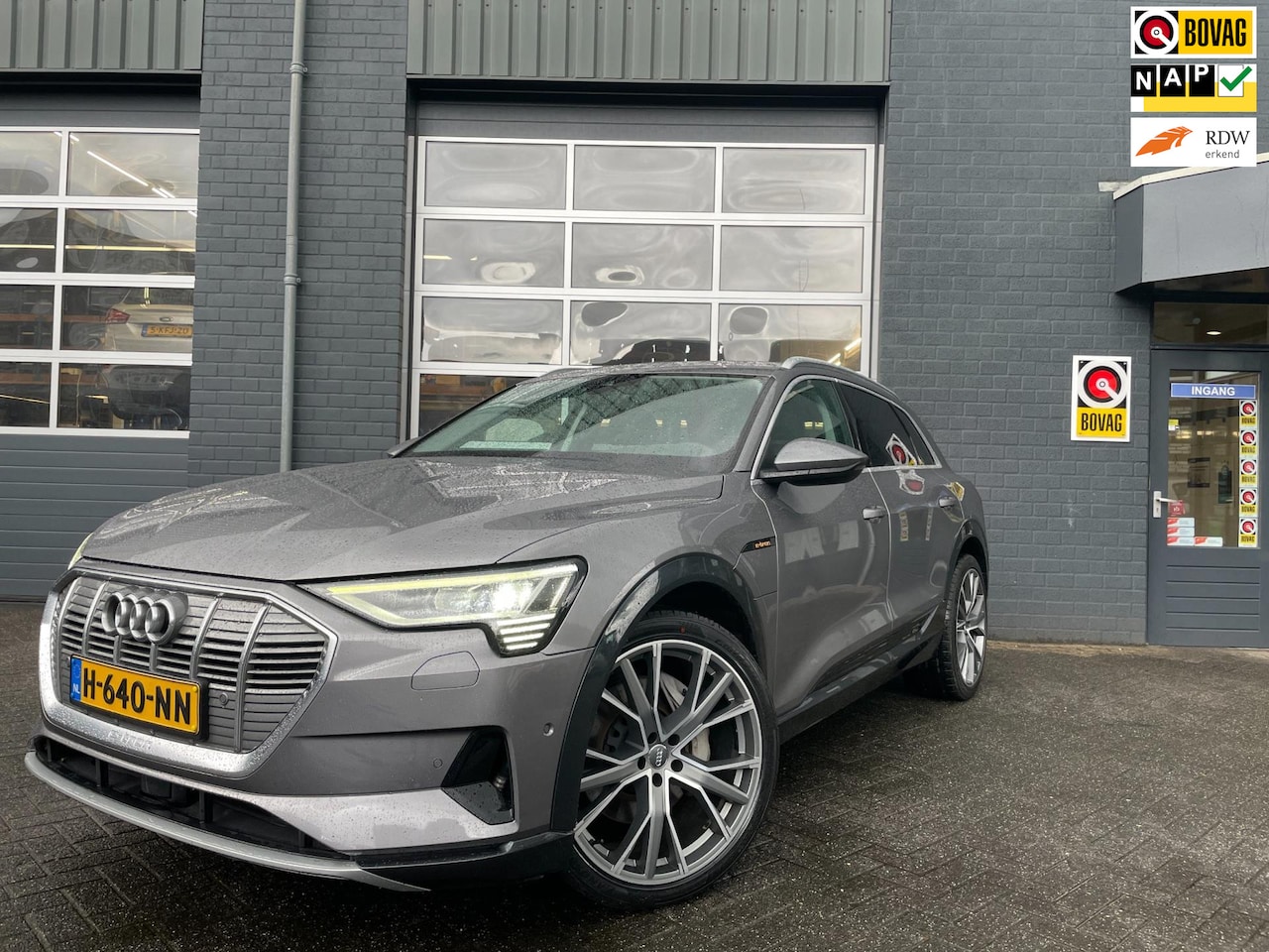 Audi e-tron - E-Tron 55 Quattro Advanced Pro Line Plus 95 kWh Apple Carplay, Climate, Leder, LMV 22'' - AutoWereld.nl