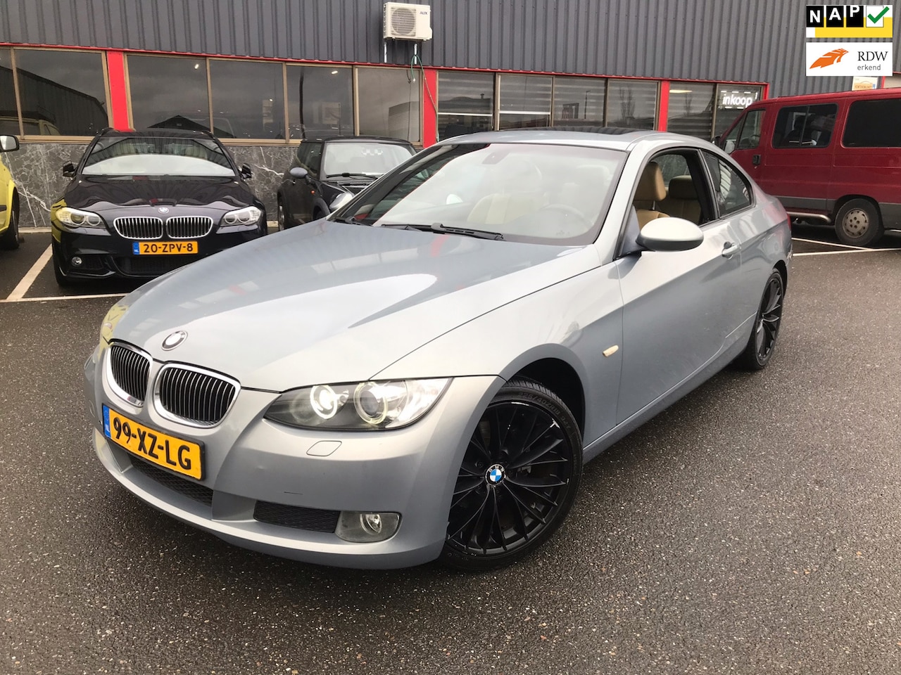 BMW 3-serie Coupé - 320i Executive / automaat / ! motor lampje brand ! - AutoWereld.nl