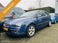 Ford Focus - 1.6-16V Trend Airco / Audio / LM / Zeer mooi