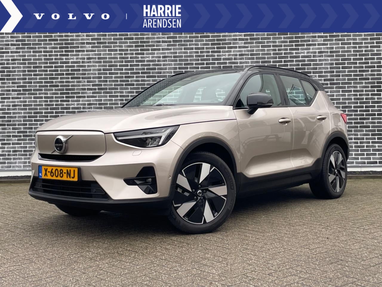 Volvo XC40 - Recharge Twin Ultimate 82 kWh | Panoramadak | Adaptieve Cruise Control | Stoel/Stuurverwar - AutoWereld.nl