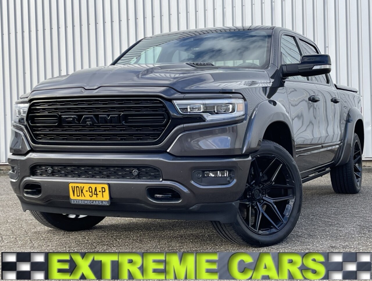 Dodge Ram Pick Up - 1500 4x4 Crew Cab Limited Night LPG - AutoWereld.nl