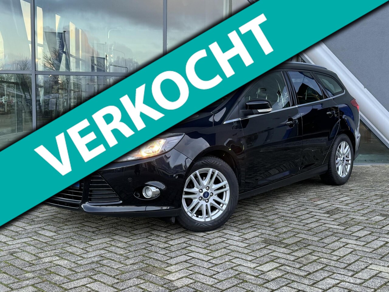 Ford Focus Wagon - 1.0 EcoBoost Edition Plus 125pk Climate / Winterpack / Navigatie - AutoWereld.nl