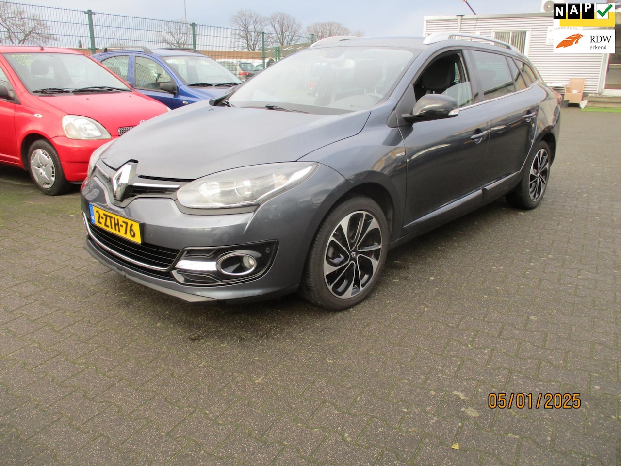 Renault Mégane Estate - Renault Mégane Estate 1.2 TCe Bose-LEER-NAVIGATIE - AutoWereld.nl