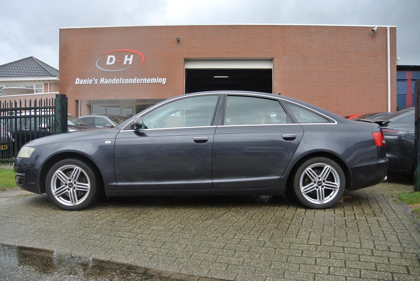 Audi A6 Limousine - 3.2 FSI quattro Pro Line automaat leder inruil mogelijk - AutoWereld.nl