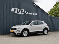 Volkswagen T-Roc - 1.5 TSi 150pk AUT/DSG Life 08-2022 (Nw.Model) | VirtualCP | Cam | AppleCarPlay