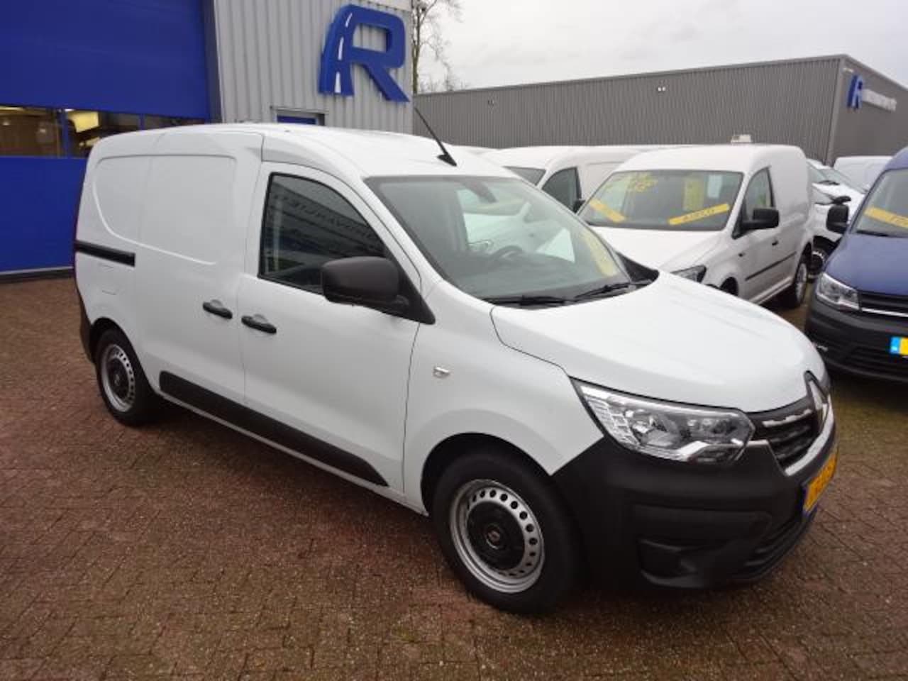 Renault Express - 1.5 dCi 75 Comfort AIRCO GROOT NAVI SCHERM SCHUIFDEUR CRUISE CONTROL - AutoWereld.nl