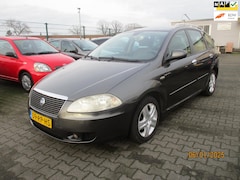 Fiat Croma - Croma 2.2-16V Emotio 5DRS-AIRCO-NAVIGATIE-LEER