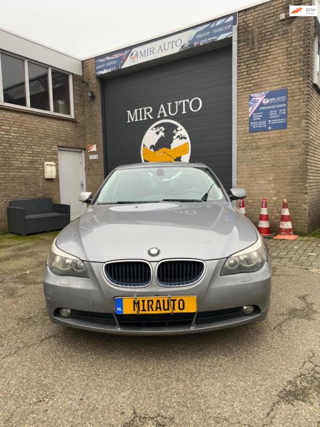 BMW 5-serie - 520i Executive AUTOMAAT - AutoWereld.nl