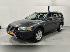 Volvo XC70 - 2.4 D5 Summum AUTOMAAT / LEER