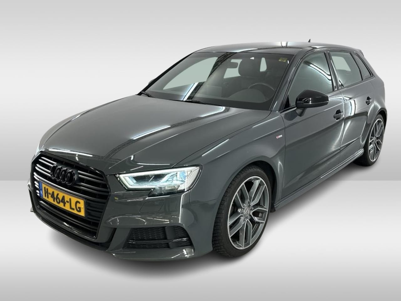 Audi A3 Sportback - 35 TFSI CoD Sport S-Line Black Optic |  Virtual Cockpit | Stoelverw. | Carplay | 18" LMV | - AutoWereld.nl