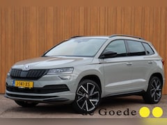 Skoda Karoq - 1.5 TSI ACT Sportline Business org. NL-auto digi-dashboard camera trekhaak stoelv.w