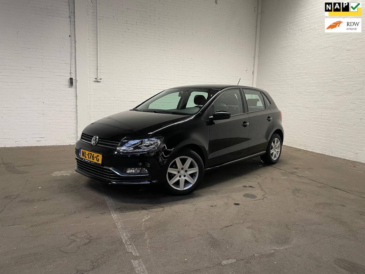 Volkswagen Polo - 1.0 Comfortline 1.0 Comfortline, Airco, NAP, Cruise control - AutoWereld.nl