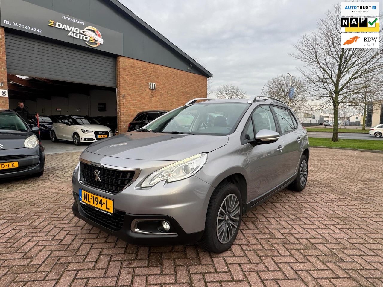 Peugeot 2008 - 1.2 PureTech Blue Lion 1.2 PureTech Blue Lion - AutoWereld.nl