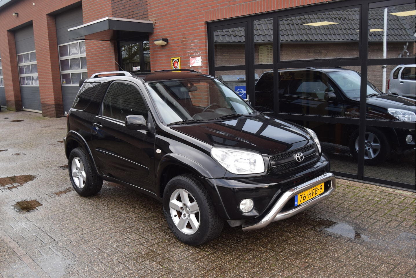 Toyota RAV4 - 2.0-16V VVT-i Sol 2.0-16V VVT-i Sol, AUTOMAAT,LEDER, NAVIGATIE, ECC, Cruise - AutoWereld.nl