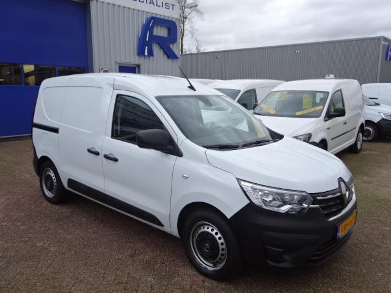 Renault Express - 1.5 dCi 75 Comfort AIRCO GROOT NAVI SCHERM SCHUIFDEUR CRUISE CONTROL - AutoWereld.nl