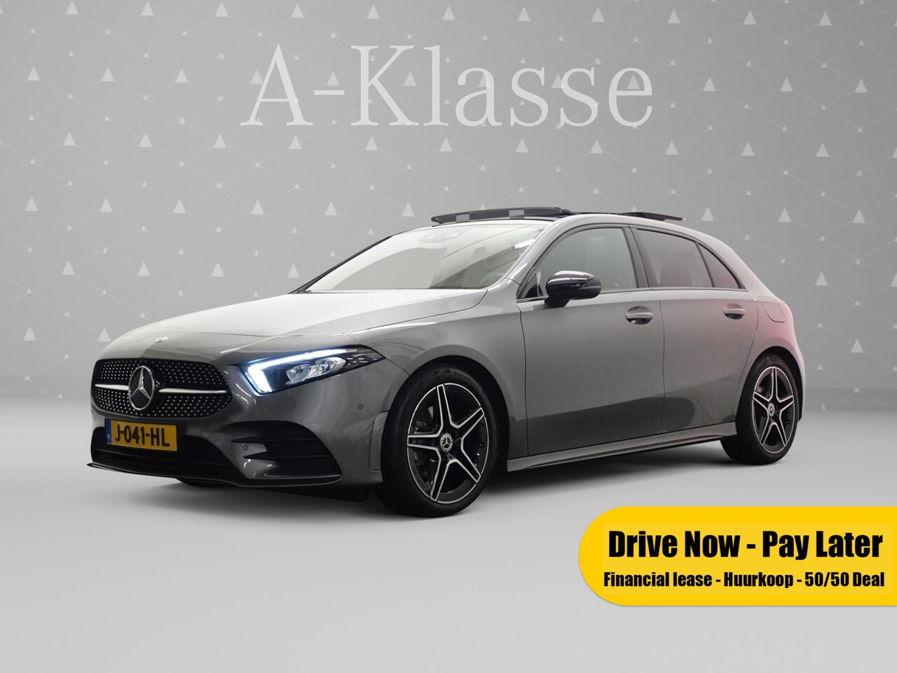 Mercedes-Benz A-klasse - 180 Prestige AMG Autom- Panodak I Leer I Camera I MBUX I  Park Assist, 9dkm! - AutoWereld.nl