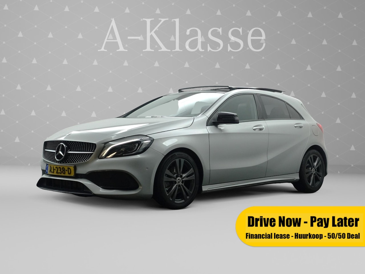 Mercedes-Benz A-klasse - AMG Night Edition Aut- Panodak I Dynamic Select I Carbon I Xenon Led I Sport Interieur - AutoWereld.nl