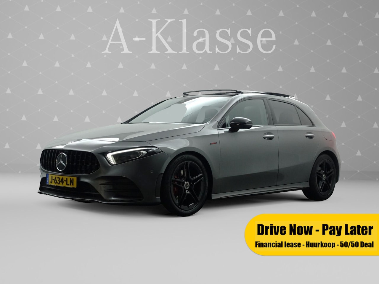 Mercedes-Benz A-klasse - 180 AMG Night Edition Aut- Panodak I Memory seats I LMV I Sfeerverlichting I Xenon Led - AutoWereld.nl