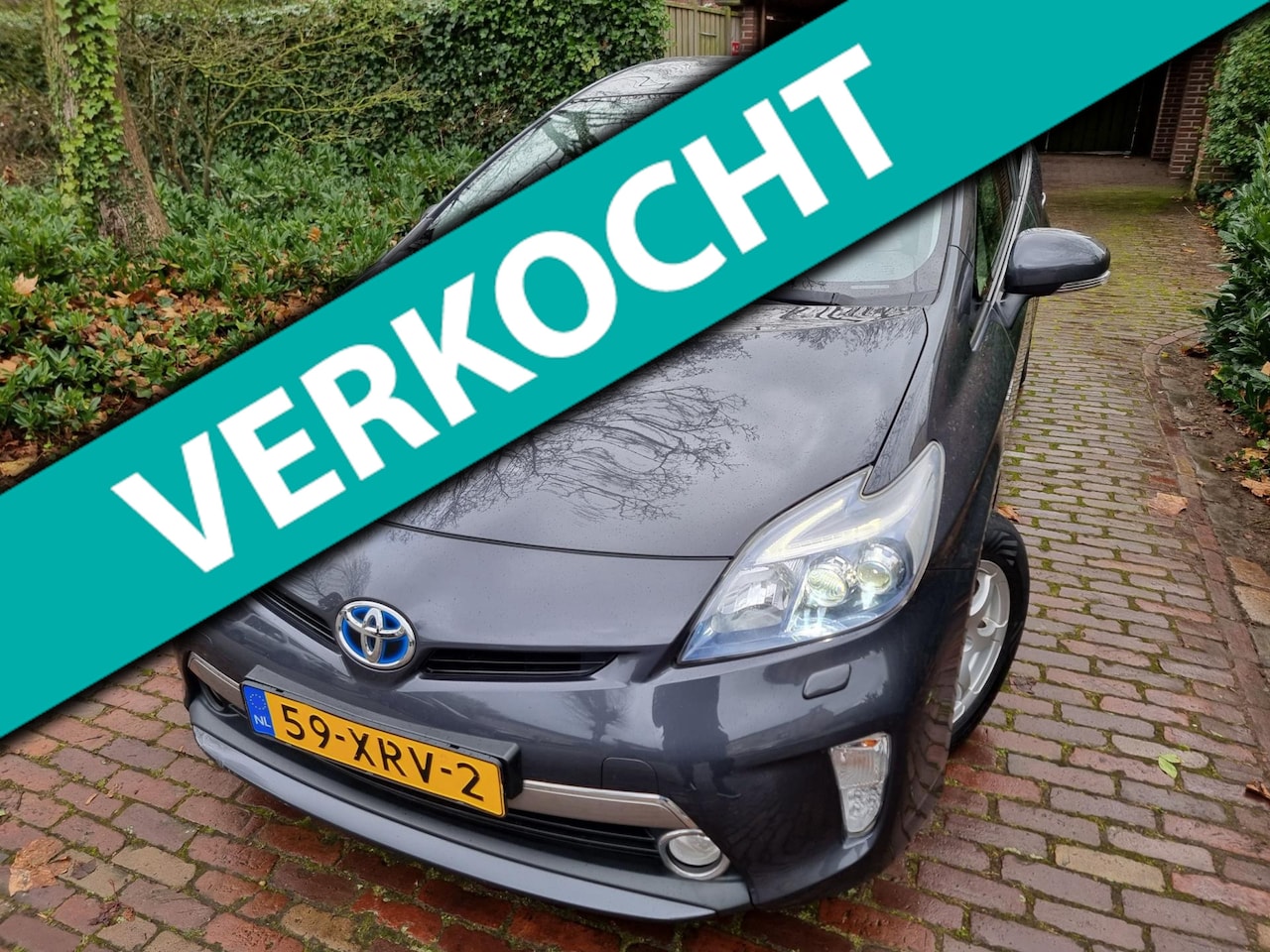 Toyota Prius - 1.8 Plug-in Dynamic Business LED Xenon/Navi/JBL - AutoWereld.nl