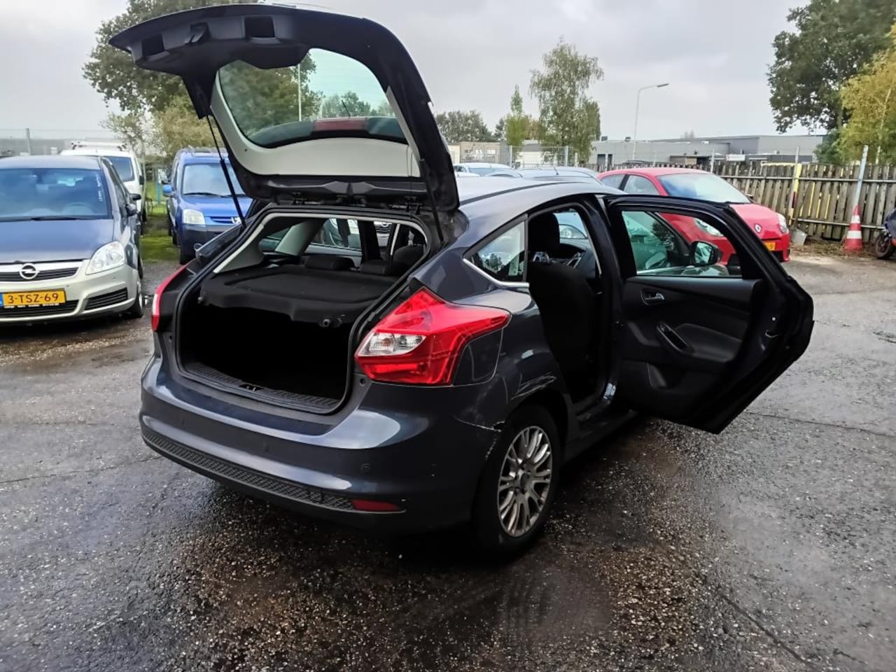 Ford Focus - 1.0 EcoBoost Titanium SCHADE