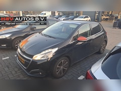 Peugeot 208 - 1.2 PureTech Roland Garros navi LM 4-deurs org NL