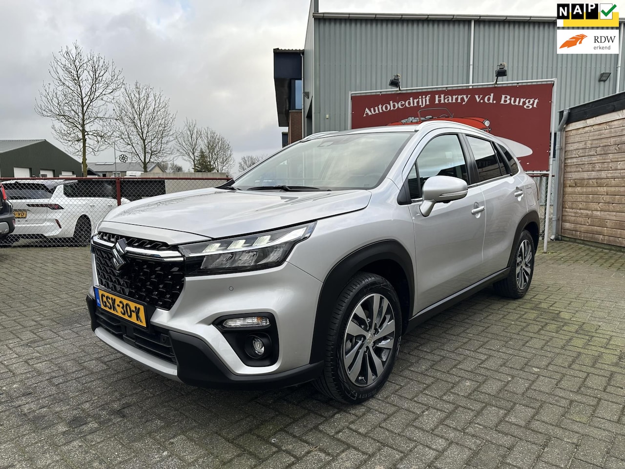 Suzuki S-Cross - 1.5 Hybrid Style Panorama | 360-Camera | Navigatie - AutoWereld.nl