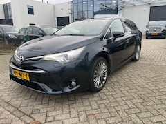 Toyota Avensis Touring Sports - 2.0 D-4D-F Executive Business Premium Exportprijs EX BPM