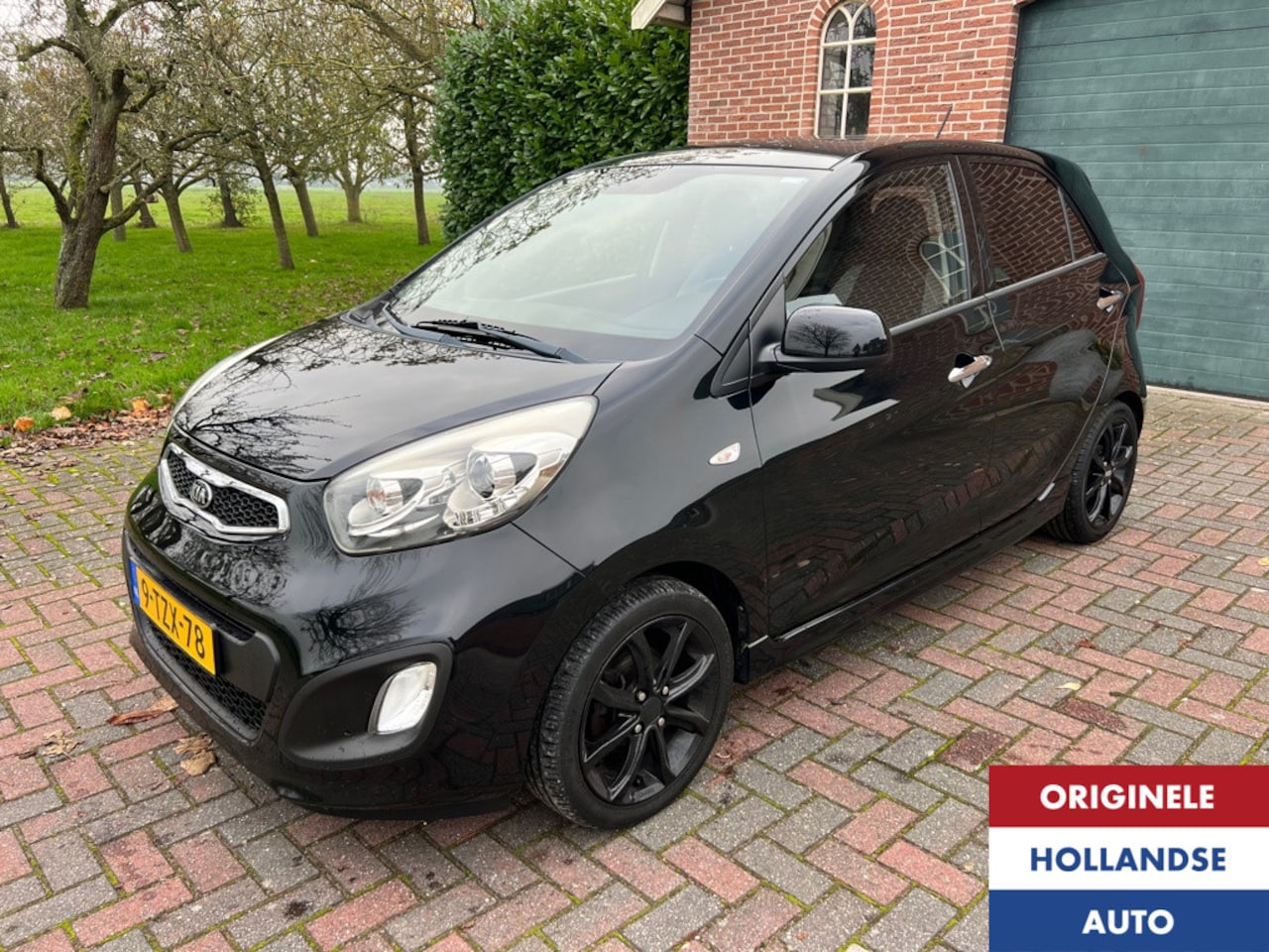 Kia Picanto - 1.0 CVVT World Cup Zwart Half Leer Sporting - AutoWereld.nl