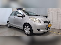 Toyota Yaris - 1.3 VVTi Sol MMT