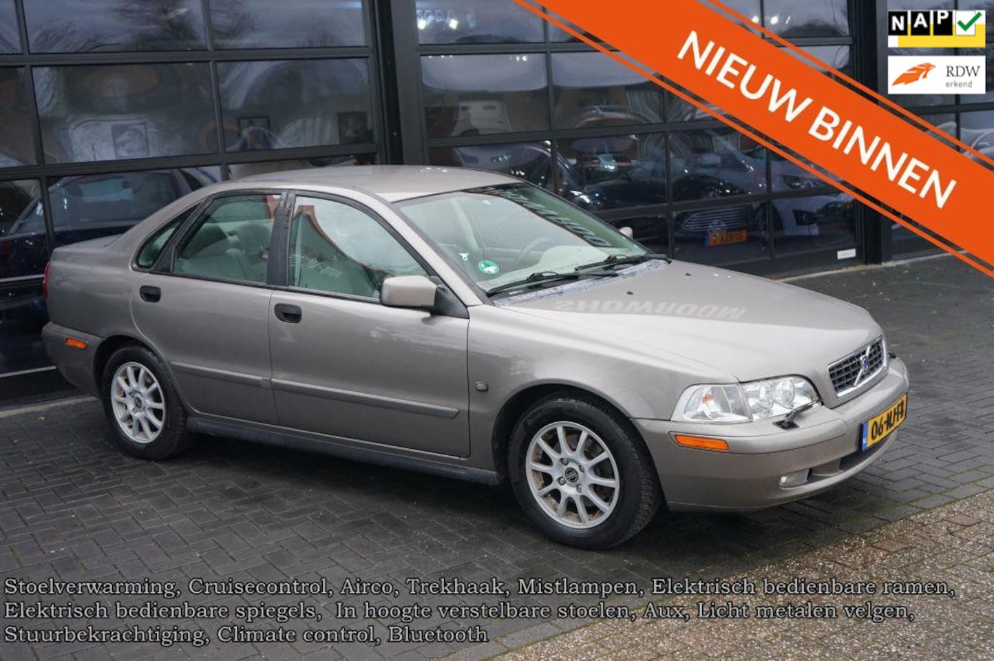 Volvo S40 - 1.8 Europa 1.8 Europa, Clima, Stoelverwarming, CC, Elek pakket - AutoWereld.nl