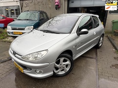 Peugeot 206 - 1.4 Quiksilver Apk|Airco|Boekjes|L.M. Velgen