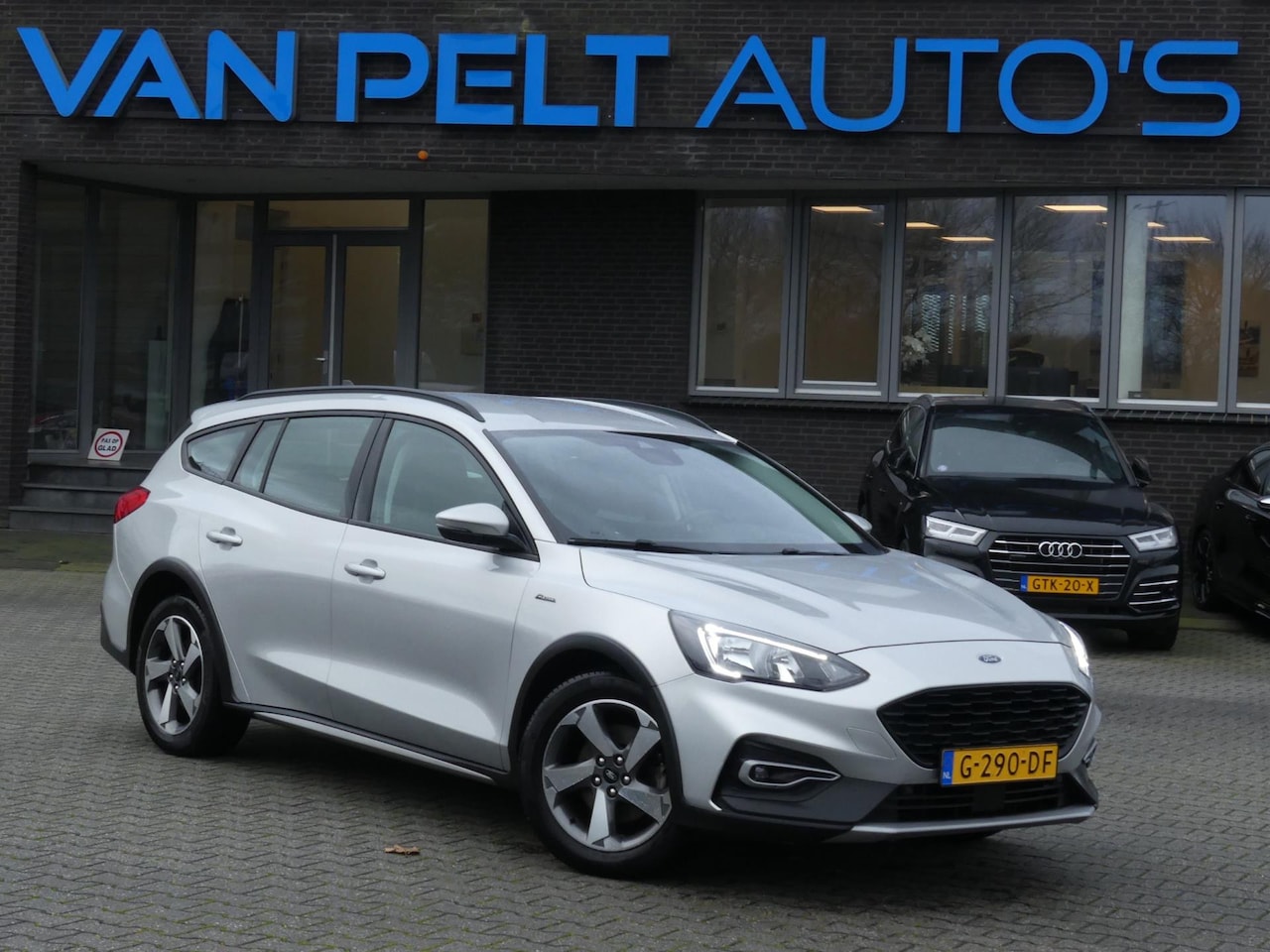 Ford Focus Wagon - 1.0 EcoBoost Active Business / Carplay / Trekhaak - AutoWereld.nl