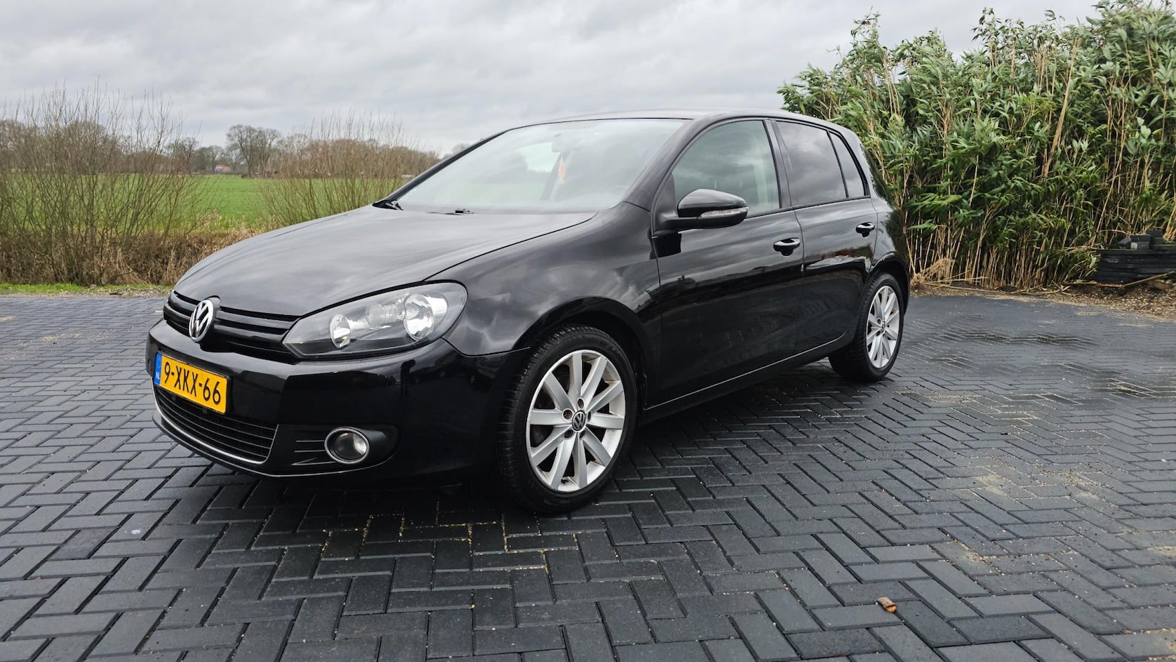 Volkswagen Golf - 1.4 Easyline 1.4 Easyline nieuwe APK! - AutoWereld.nl