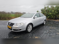 Volkswagen Passat - 2.0 FSI Trendline nieuwe APK