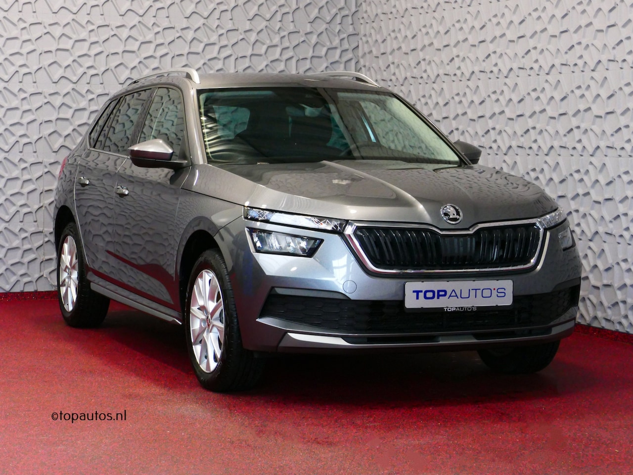 Skoda Kamiq - 1.5 TSI 150PK STYLE LED CARPLAY ADAP.CRUIS STOELVERW. LANE ASS. 06/2021 - AutoWereld.nl