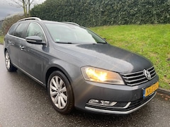 Volkswagen Passat Variant - 2.0 TDI R-line BlueMotion - Pano - Automaat