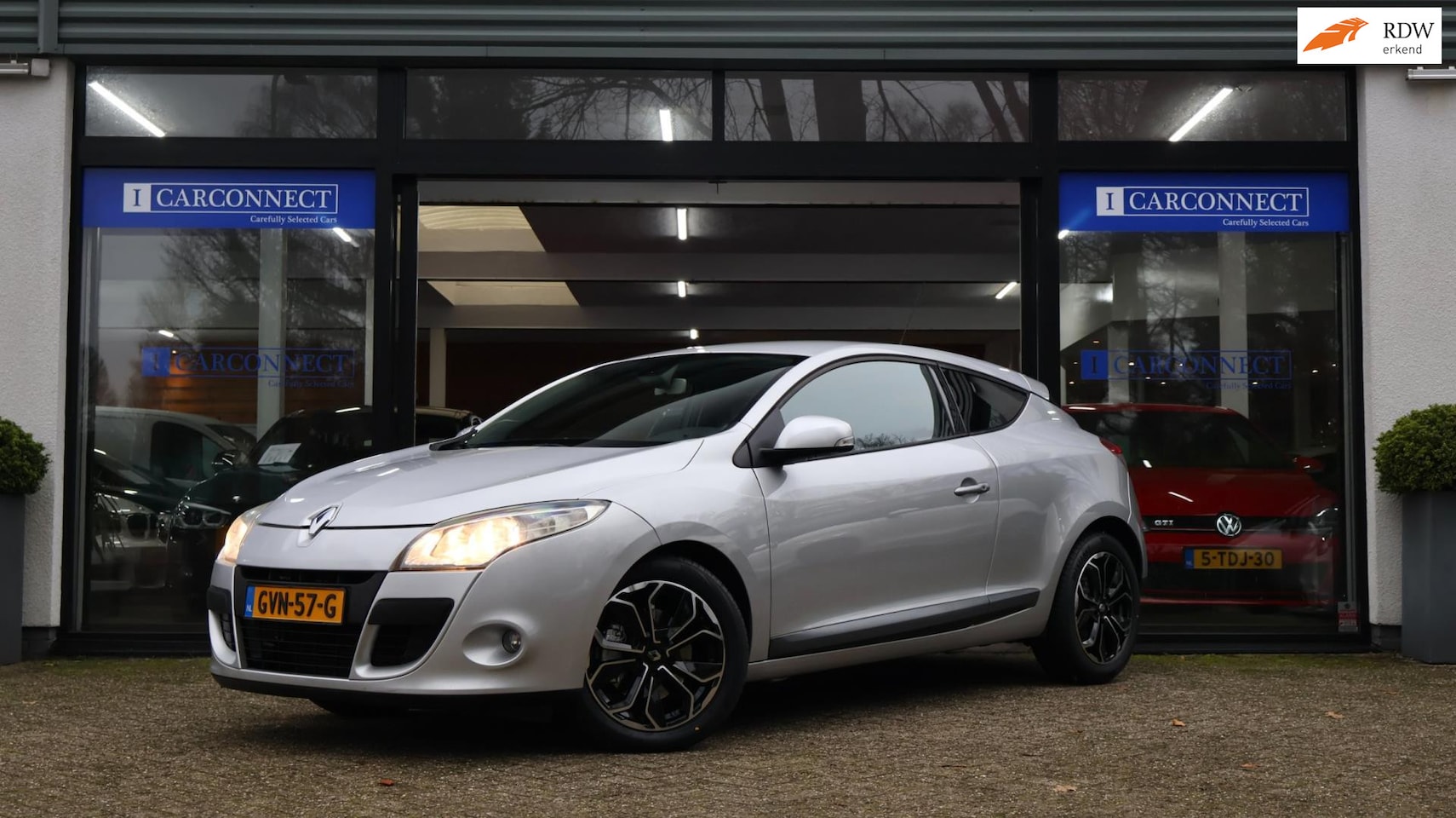 Renault Mégane Coupé - 2.0 TCe Dynamique 181pk |Cruise|Clima|LMV|MF.stuur - AutoWereld.nl