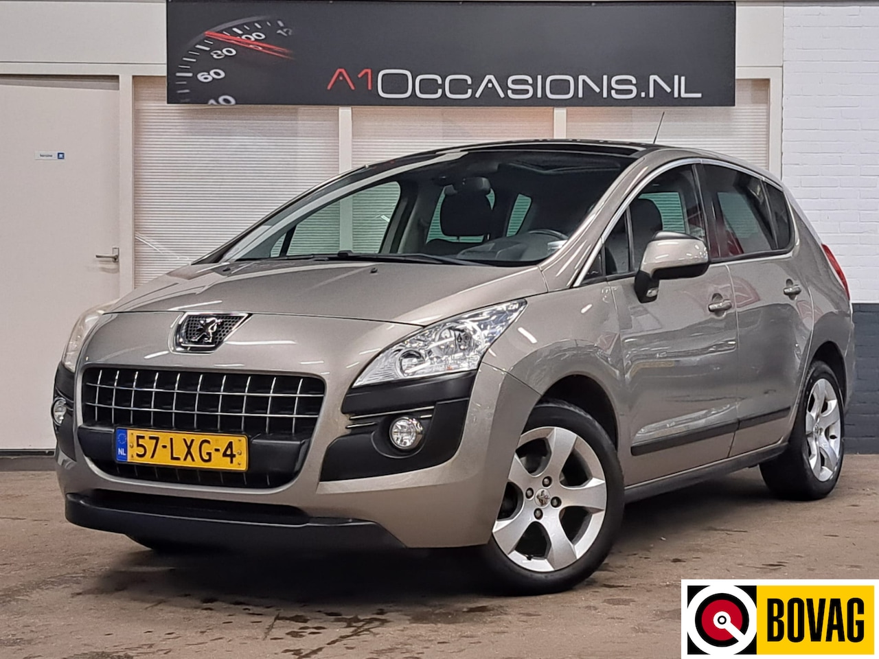 Peugeot 3008 - 1.6 VTi Première + PANODAK !! - AutoWereld.nl