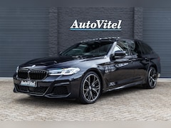 BMW 5-serie Touring - 530e M Sport Hybride | Panodak | Head-Up | Camera | Laserlicht | Driving Ass. Pro | Trekha