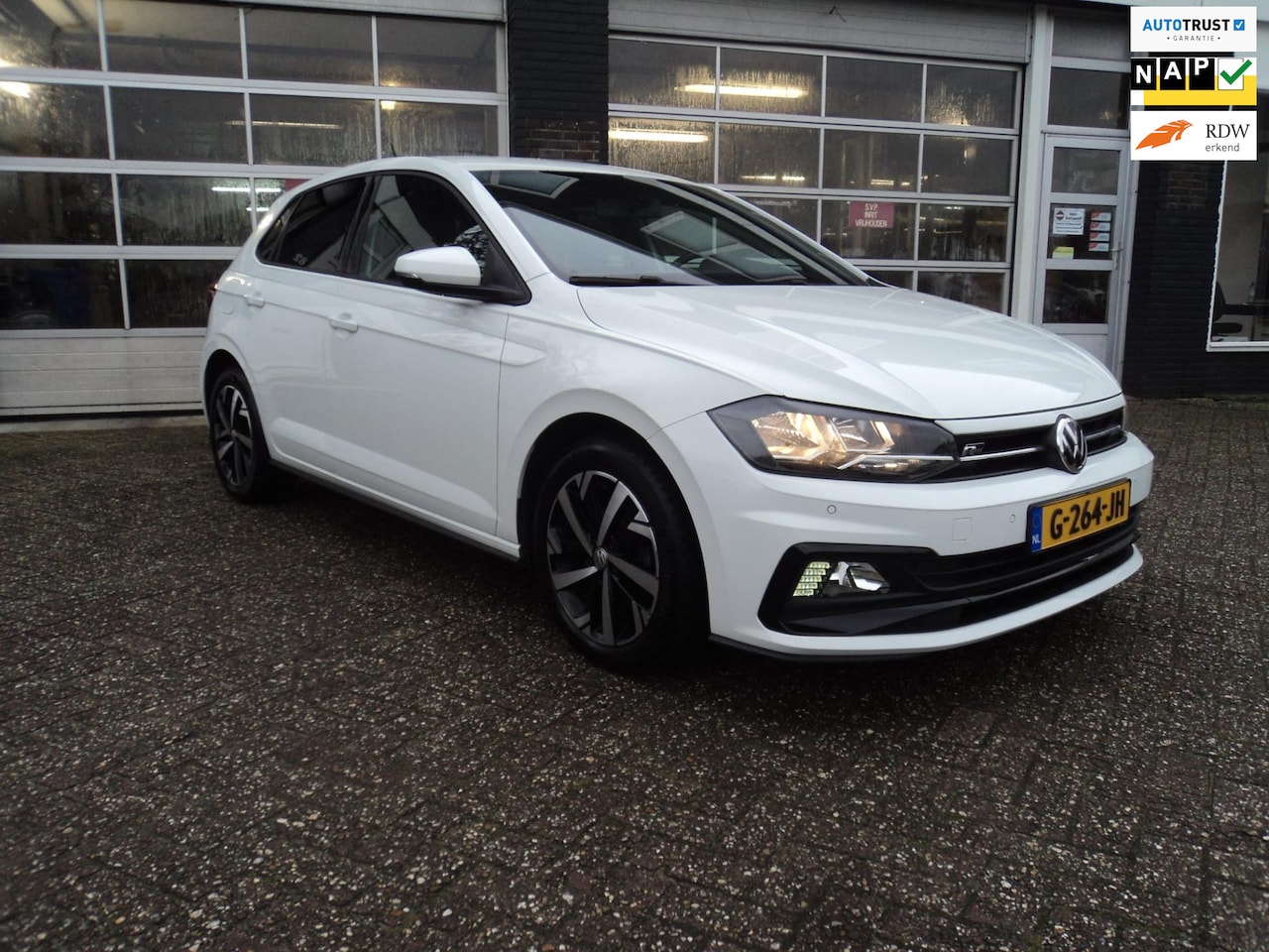 Volkswagen Polo - 1.0 TSI Highline R Line Automaat - AutoWereld.nl